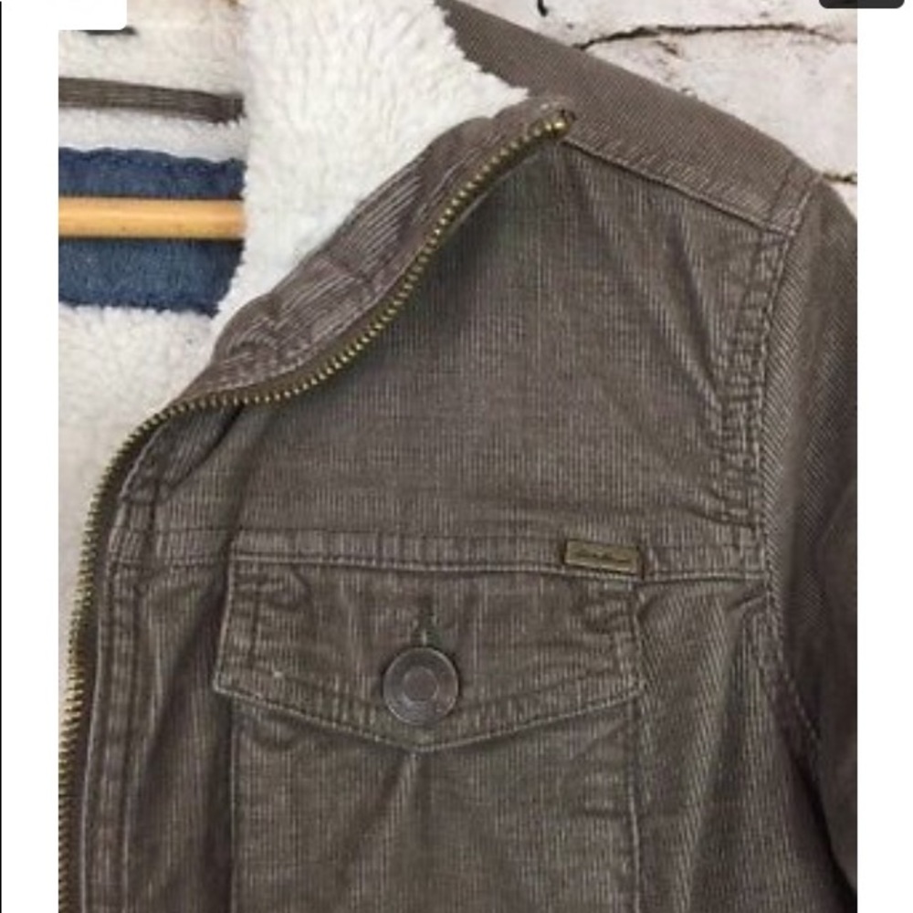 Eddie Bauer corduroy jacket - Picture 4 of 7